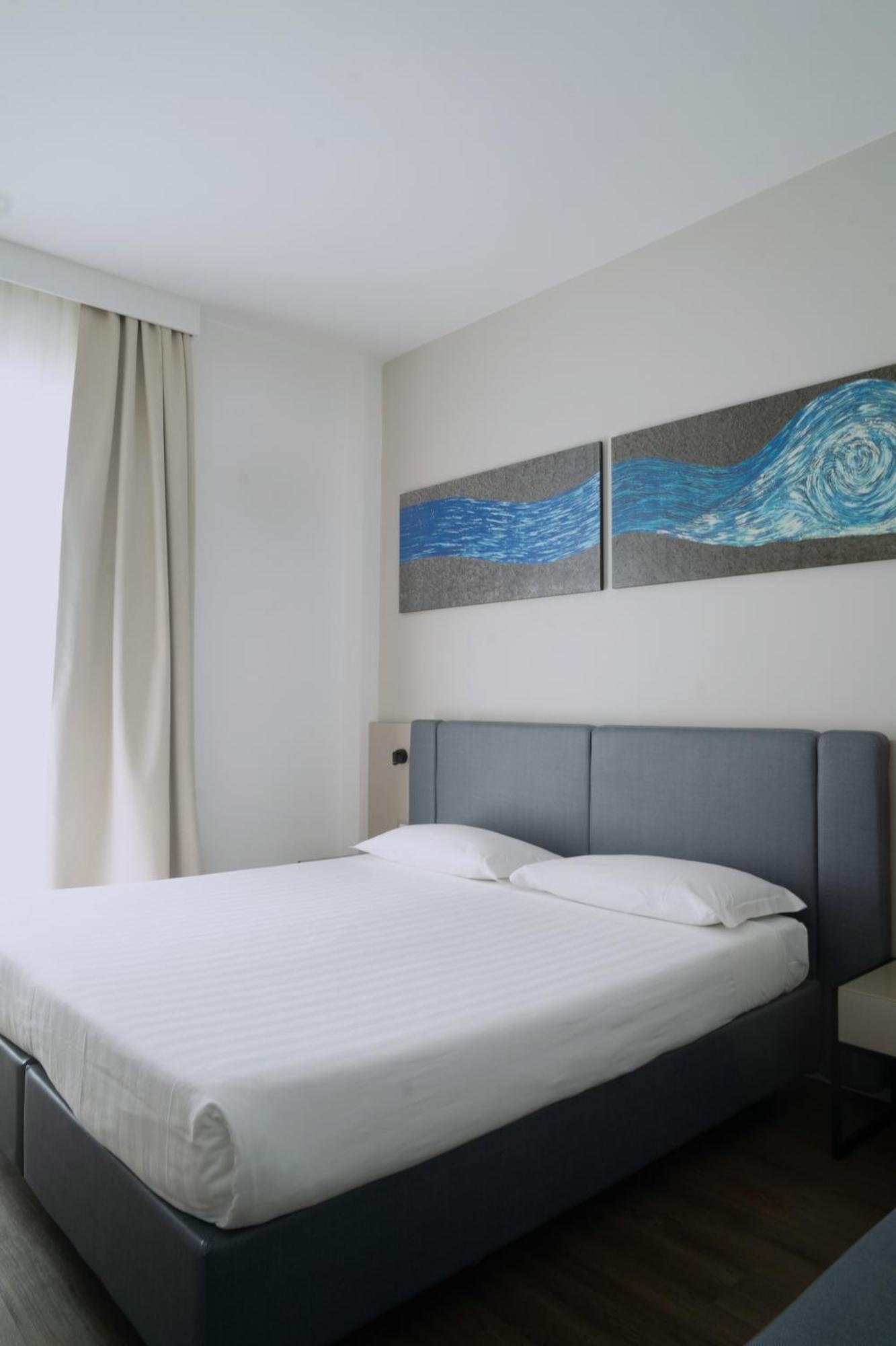 Sea Lion Hotel Montesilvano Marina Extérieur photo